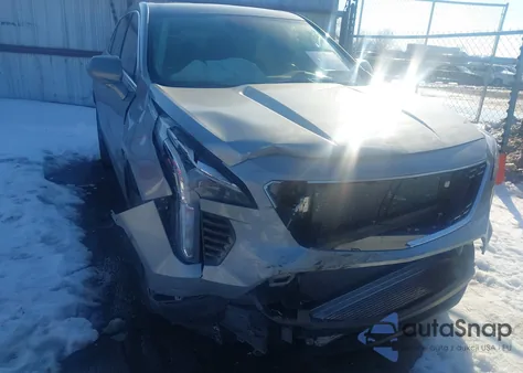 2023 Cadillac Xt4 Fwd Luxury from USA, damaged, VIN 1GYAZAR48PF151871